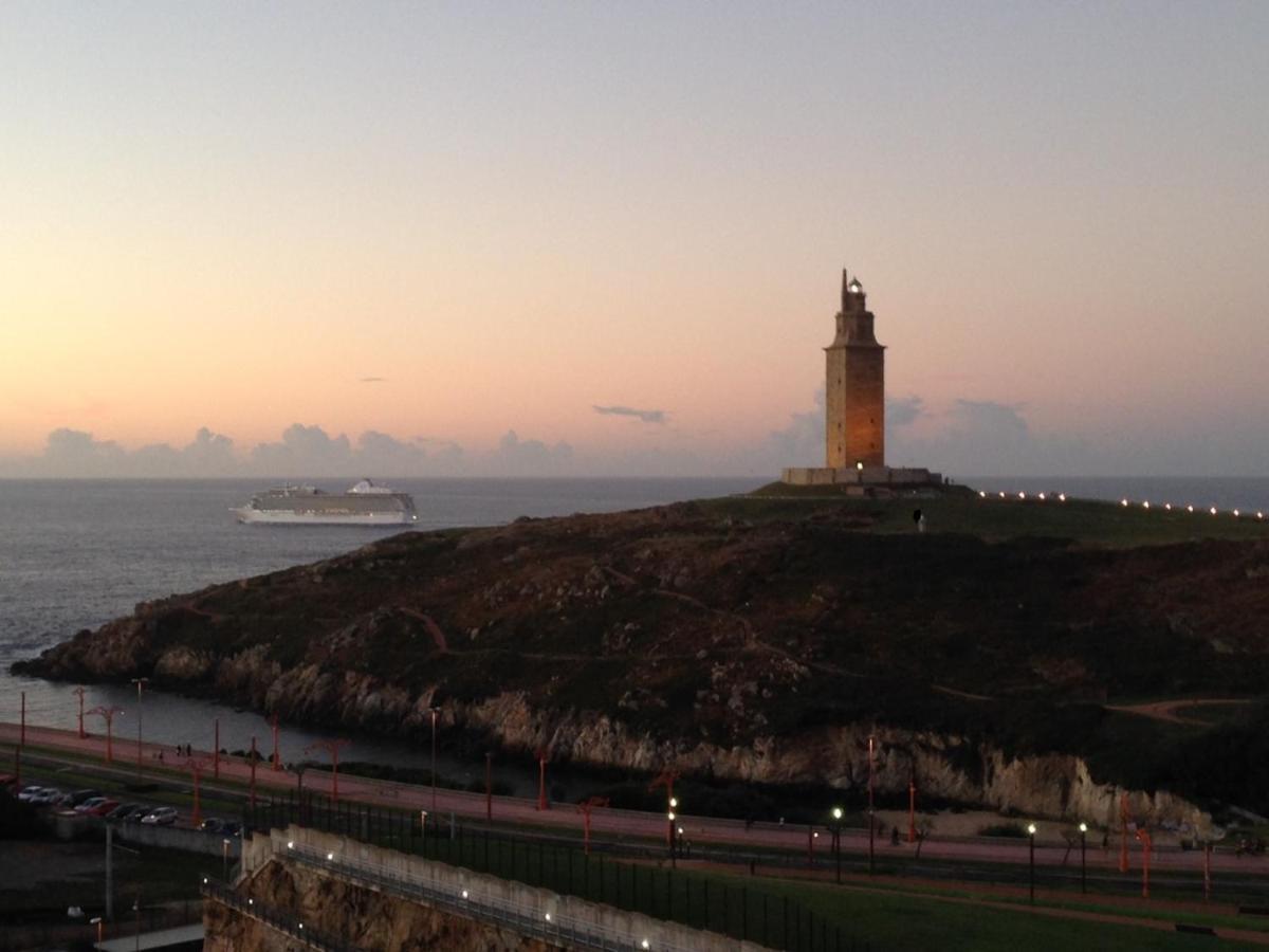 Parking, Vistas Al Mar Y Tres Habitaciones A Coruña Buitenkant foto